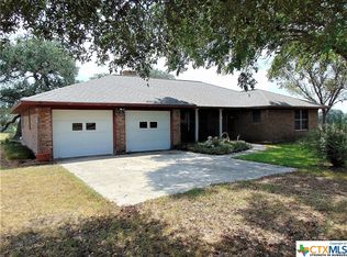 3086 Fm 531, Yoakum, TX 77995