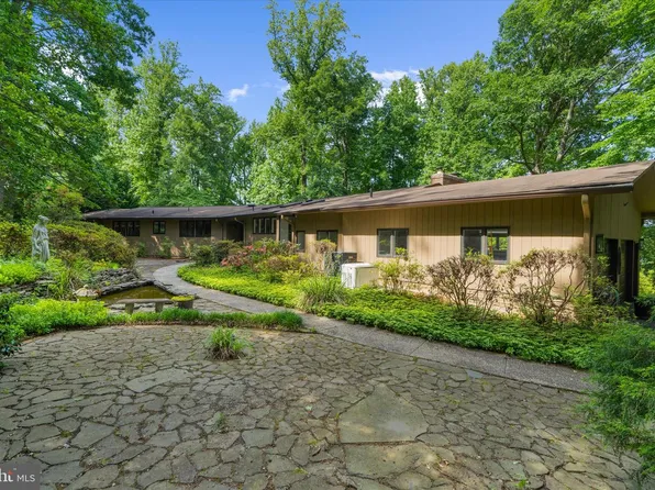 698 Discovery Rd, Davidsonville, MD 21035