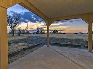 6862 Ranch Dr NE, Piedmont, OK 73078