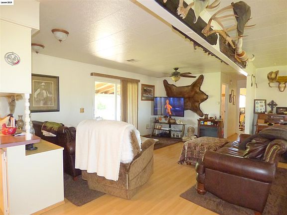 4th image of 721-375 Alexander Ln