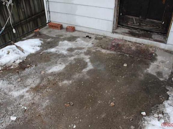 5th image of 3158 River Rd