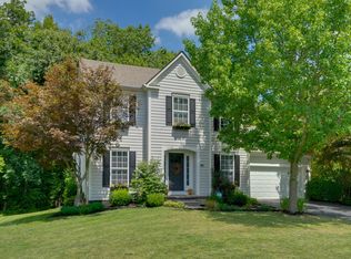 2136 Castlebrook Dr, Powell, OH 43065