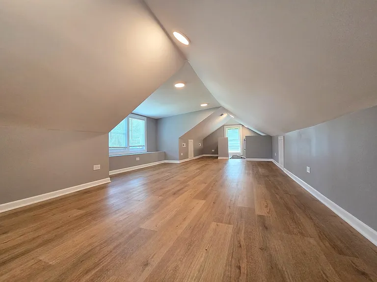 3823 E Wonder Lake Rd — Photo 26