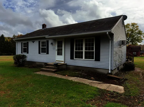 47 Texas Heights Road, Plainfield, CT 06374