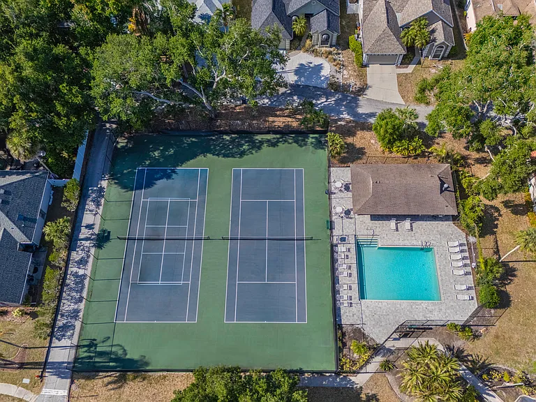 4704 Country Oaks Blvd — Photo 20