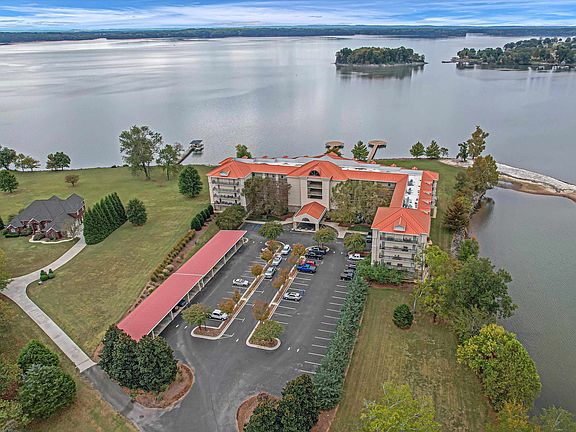 2nd image of 12100 Two Rivers Dr APT C-1