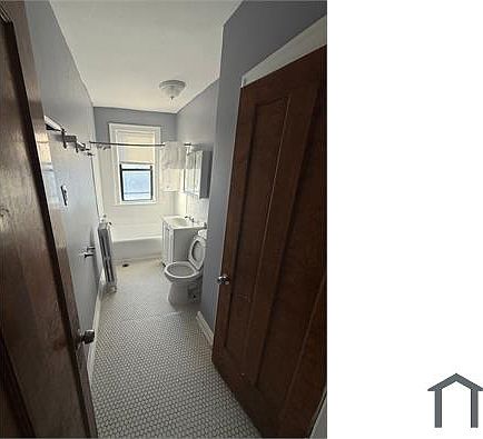 4th image of 7442 S East End Ave #3
