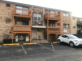 5117 N East River Rd UNIT 1E, Chicago, IL 60656