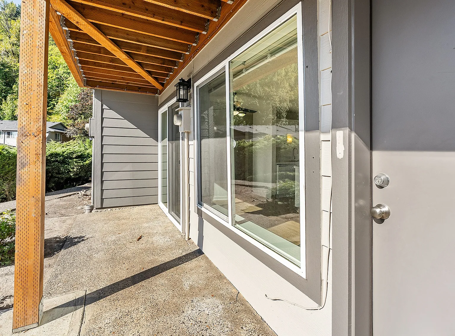 Cascade Vista — Photo 3