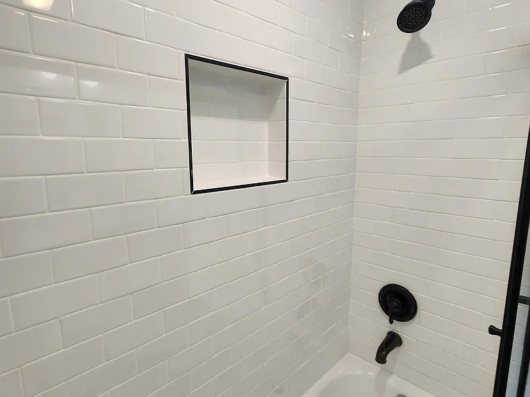 9735 Woodlawn Ave N #A — Photo 14