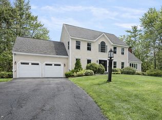 23 Panettieri Dr, Lakeville, MA 02347
