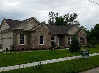 5351 Quarry Side Dr, Sylvania, OH 43560