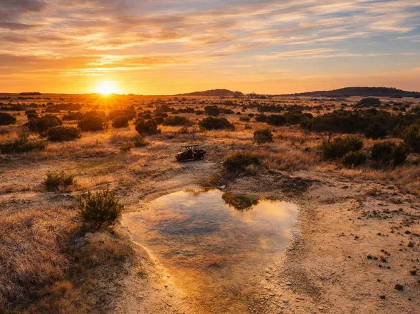 Chafin Ln, Gatesville, TX 76528