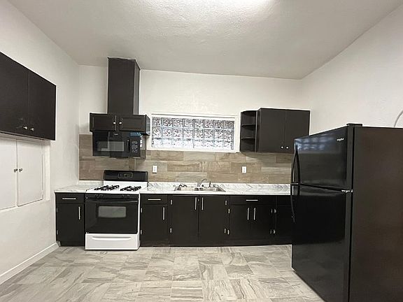 2nd image of 2219 Magoffin Ave #E