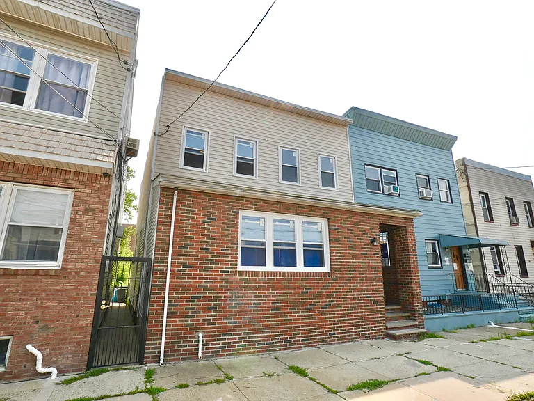 210 Sanford Ave #2 — Photo 15