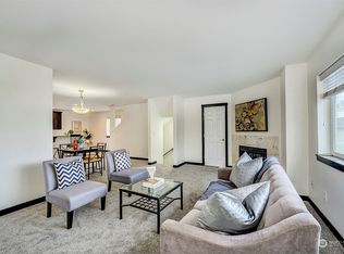 1138 Chestnut Ct #13, Everett, WA 98201