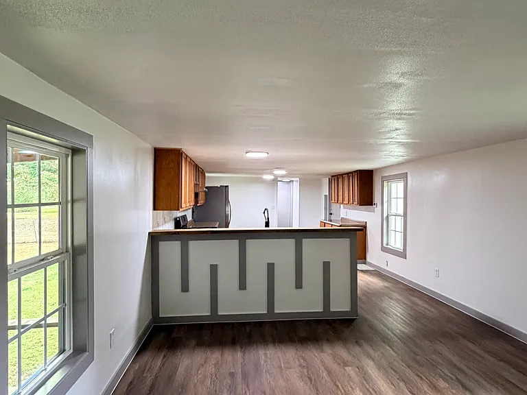 714 County Road 3011 — Photo 2