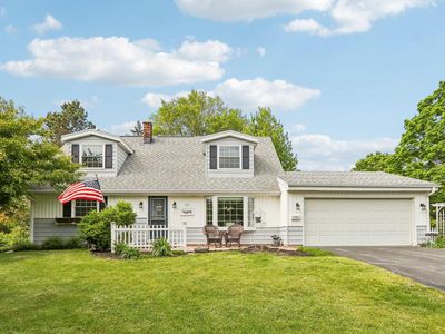 21230 West Edinbourgh DRIVE, New Berlin, WI, 53146
