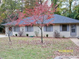 11 Cherokee Rd, Tuscaloosa, AL 35404