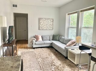 1626 W Farwell Ave APT 2F, Chicago, IL 60626