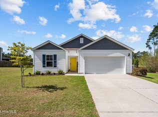 103 Fresh Air Dr, Hampstead, NC 28443
