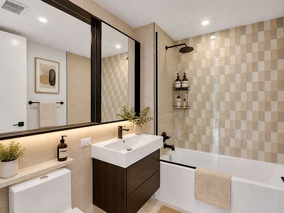 3rd image of 130 Hope St #721N