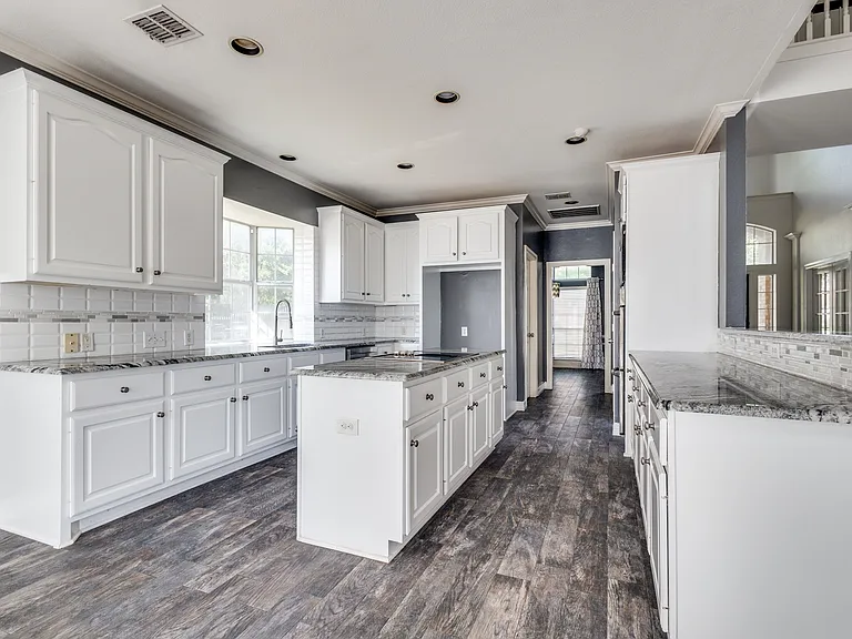 200 Bob O Link Dr — Photo 16