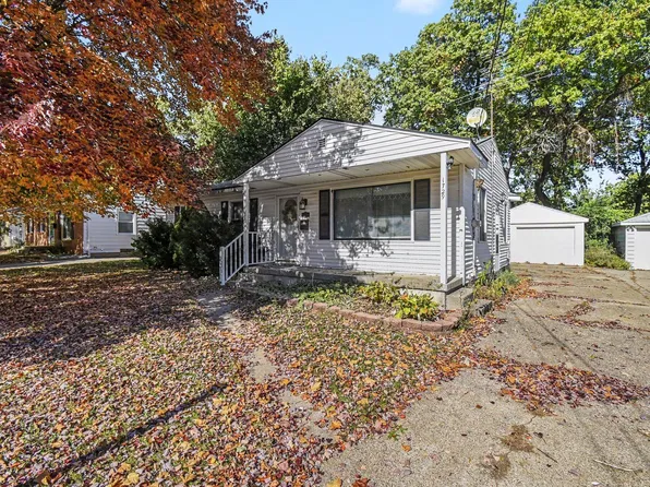 1729 Kentfield St SW, Wyoming, MI 49519