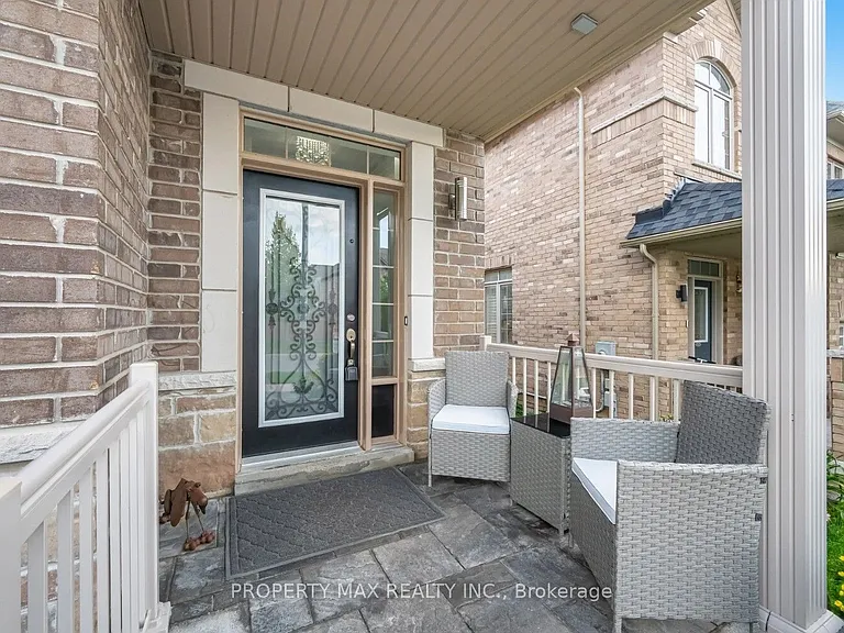 66 Rimrock Cres — Photo 5