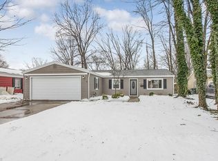 209 Best Dr, Berea, OH 44017