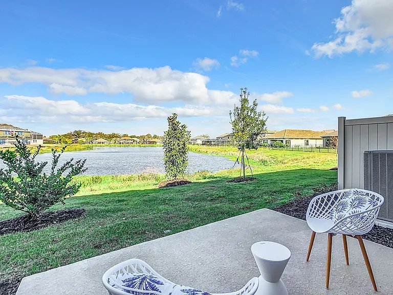 3588 Landing Net Dr — Photo 32
