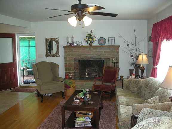 5th image of 14 Catawba Cir