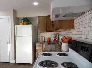 102 Summerwood Dr, Fairburn, GA 30213