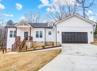118 Stockbridge Ln, Statesville, NC 28677