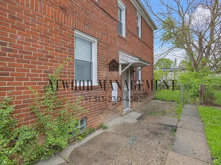 14118-20 Evergreen Rd — Photo 11