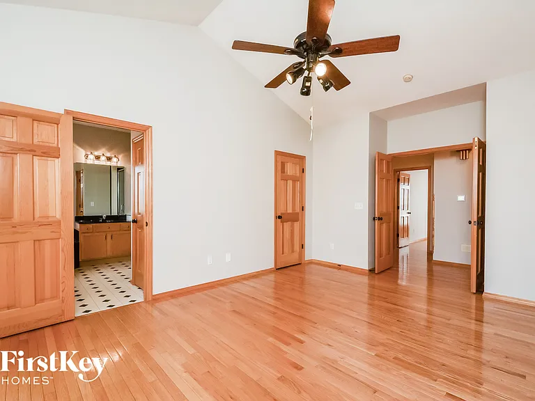 12 Fox Bluff Ct — Photo 10