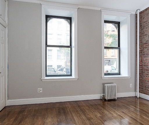 4th image of 336 E 18th St APT A1