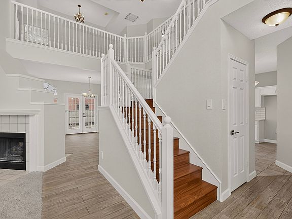 5th image of 4118 Wynford Dr