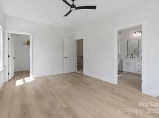 3127 Columbus Cir #3127/3131, Charlotte, NC 28208