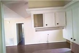 4th image of 719 Park Wind Dr Memorial Pkwy Sec #1