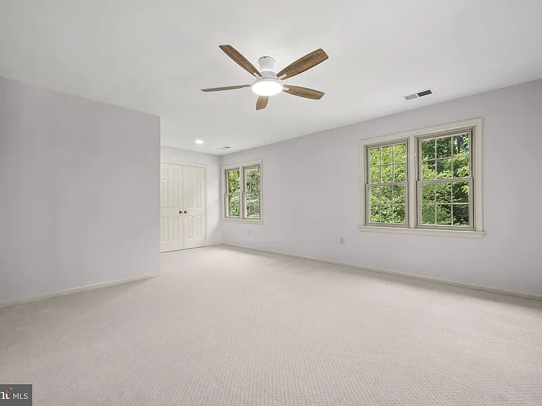6056 Morgan Ct — Photo 41