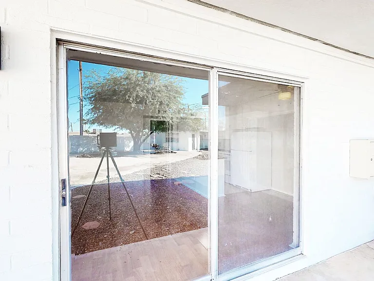 1716 E Ocotillo Rd — Photo 11