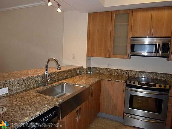 2nd image of 2617 NE 14th Ave APT 117
