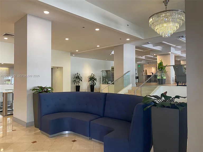 100 Lincoln Rd #330 — Photo 16