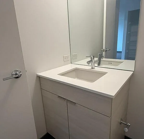 400 E Ohio St #410 — Photo 8