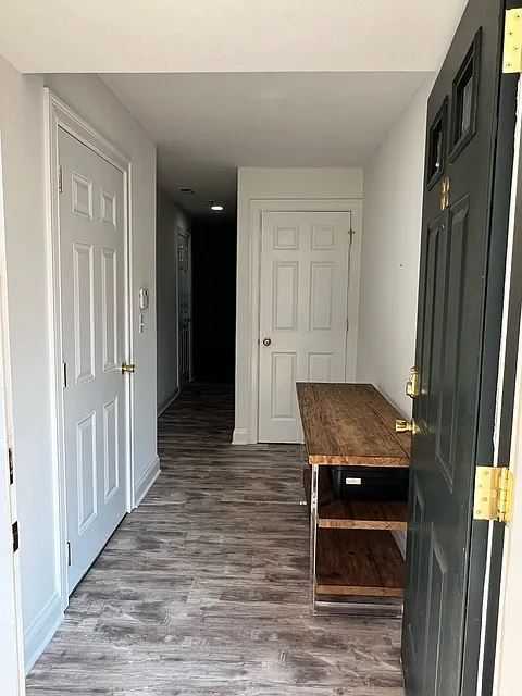 Building Photo - 85 Camp Ave #8B