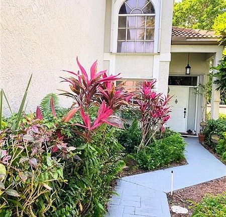 4th image of 23267 La Vida Way
