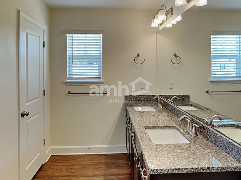 140 Windsong Acres Rd — Photo 10