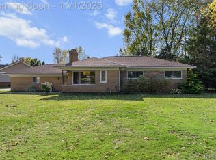 53495 Hillside Dr, Shelby Township, MI 48316