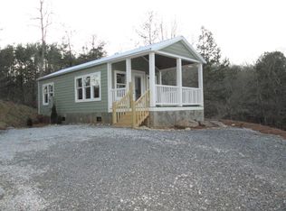 240 Bear Pen Cv, Franklin, NC 28734